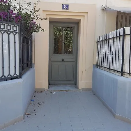 Two Blocks From The Sea * Ницца
